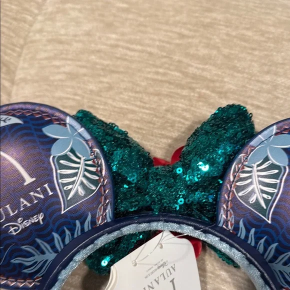 Aulani Mickey / Minnie Mouse Sequin Ears Headband - Picture 10 of 10